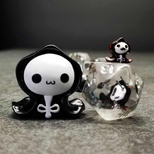 Sage's Portal Familiars and Reagents Resin DND Dice Set Polyhedral Dice Set for Dungeons and Dragons RPG Tabletop TTRPG (Baby Grim) - color: Baby Grim