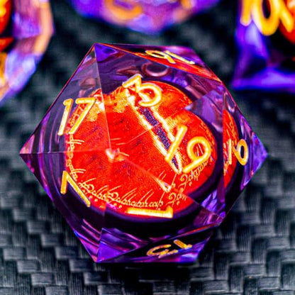ARUOHHA DND Resin Dice Gazes Eye Dice Purple Gold Liquid Core Flaming RPG Sharp Edged Dice Set with Gift Box, Polyhedral D and D Dice Set Compatible with Dungeons Dragons Role Playing Game D20 D6 - color: Sl01-purple Gold