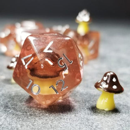 Sage's Portal Familiars and Reagents Resin DND Dice Set Polyhedral Dice Set for Dungeons and Dragons RPG Tabletop TTRPG (Black Magic Shrooms) - color: Black Magic Shrooms