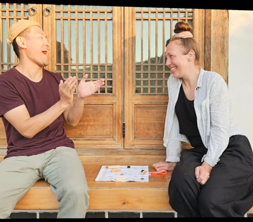 Giftable YUTNORI(Portable Board Game), Traditional Korean Party Game (with Unique Dice), Korean Folk Game YUNNORI, 2~4Teams, 15min, Strategy & Luck, Fast Pace, Mini Board Game