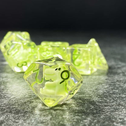 Sage's Portal Animal Familiars Resin DND Dice Set Polyhedral Dice Set for Dungeons and Dragons RPG Pathfinder Tabletop TTRPG (Baby Dragon) - color: Baby Dragon