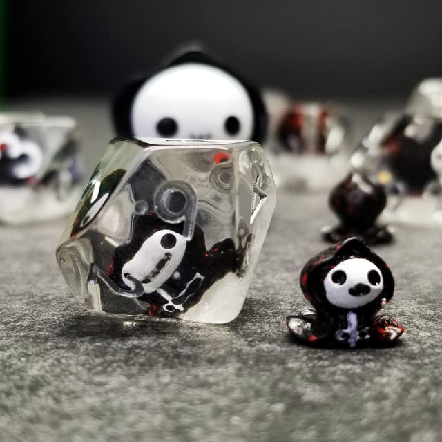 Sage's Portal Familiars and Reagents Resin DND Dice Set Polyhedral Dice Set for Dungeons and Dragons RPG Tabletop TTRPG (Baby Grim) - color: Baby Grim