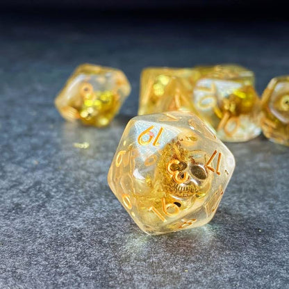 Sage's Portal Familiars and Reagents Resin DND Dice Set Polyhedral Dice Set for Dungeons and Dragons RPG Tabletop TTRPG (Golden Skull) - color: Golden Skull