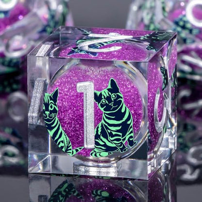 KERWELLSI Cat Liquid Core DND Dice Set with Gift Box, 7Pcs Resin Dungeons Sharp Edge D&D Dice, Dragons D and D Role Playing Dice D20 D12 D10 D8 D6 D4, Purple and Light Green Cat - color: Purple and Light Green Cat