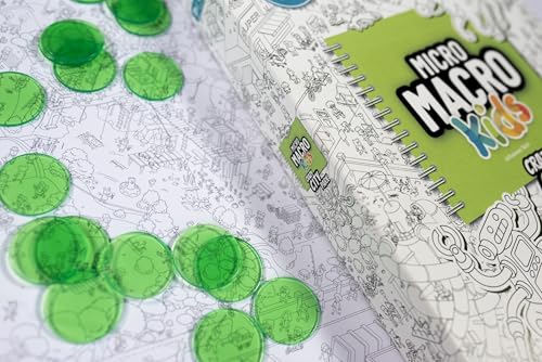 Hachette Boardgames MicroMacro Kids: Crazy City Park | Detective Family Game for Kids | Cooperative Board Game with 22 Search and Find Puzzle Cases | Ages 6-8 | 1 to 4 Players | 10-30 min