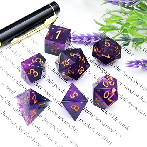 Haxtec Sharp Edge DND Dice Set, Gold Flakes Resin Polyhedral RPG Dice | Purple Galaxy Swirl D&D Dice, Compatible with Dungeons and Dragons, Handmade 7-Die with Metal Case, MTG Gifts, War Series - color: Purple Gold