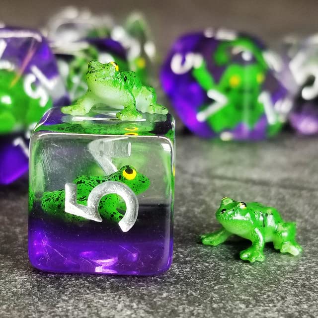 Sage's Portal Animal Familiars Resin DND Dice Set Polyhedral Dice Set for Dungeons and Dragons RPG Pathfinder Tabletop TTRPG (Green Frog) - color: Green Frog, style: Dice Set Only