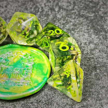 Sage’s Portal Cantrips DND Dice Set - Round Edge Resin 7-PC Polyhedral DND Dice Set for Dungeons and Dragons D&D RPG Tabletop TTRPG (Green Moss) - color: Green Moss