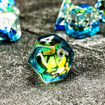 Sage's Portal Animal Familiars Resin DND Dice Set Polyhedral Dice Set for Dungeons and Dragons RPG Pathfinder Tabletop TTRPG (Bottled Green Dragon Eyes) - color: Bottled Green Dragon Eyes