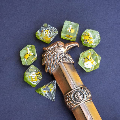 Sage's Portal Familiars and Reagents Resin DND Dice Set Polyhedral Dice Set for Dungeons and Dragons RPG Tabletop TTRPG (Bumble Bee) - color: Bumble Bee